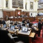 Congreso peruano aplaza por tercera vez el debate de adelanto de elecciones