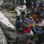 Se elevan a más de 2,300 los muertos por potente terremoto en Turquía y Siria