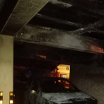 Se incendian vehículos en residencial del Cacique; no hay heridos