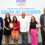 Ayuntamiento de Santo Domingo Oeste reconoce a personalidades del condado del Bronx