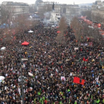 Casi un millón marcha en 4ta jornada de protestas en Francia