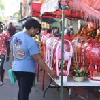 ¡No se pierde la tradición!, comerciantes reportan buenas ventas por San Valentín