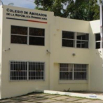 Colegio de Abogados pide esclarecer muerte de jurista encontrado muerto en Santiago