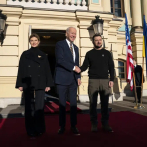 Biden visita Ucrania y declara que “Kiev resiste”