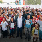 Gobierno entrega 1,183 títulos de propiedad en El Pocito - Monte Cristi