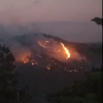 Usuarios de redes sociales reportan incendio forestal en Jarabacoa