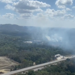 Así están los incendios forestales en Villa Altagracia este Domingo de Ramos