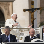 El papa retoma su agenda y carga contra el trabajo precario
