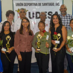 La UDESA reconoce damas de Santiago históricas en el deporte