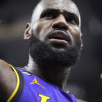 LeBron da victoria a Lakers ante Jazz de Utah