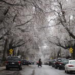 Tormenta de hielo deja sin electricidad a más de un millón de canadienses