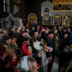 Ucrania celebra la Pascua, con el pensamiento en el frente de batalla