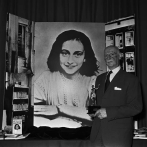 Escuela de Florida retira libro ilustrado de Ana Frank