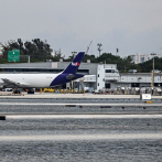 Lluvias torrenciales en EEUU obligan a cerrar un aeropuerto en el sur de Florida