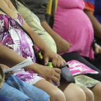 Embarazadas temen parir en hospital de Los Mina
