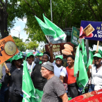 Leonel encabeza marcha de la FP en el Día de los Trabajadores por una mejor calidad de vida