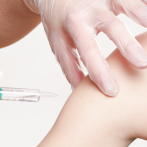 EE.UU. levantará la vacunación obligatoria de covid para viajeros extranjeros