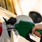 La Casa Blanca observa el aumento de los precios de la gasolina 
