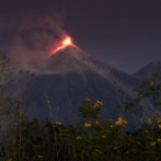 Más de mil evacuados por erupción de volcán de Fuego de Guatemala