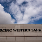Banco regional estadounidense PacWest arrastra al sector bancario en Wall Street