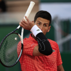 Djokovic a prueba en el Abierto de Italia, pero avanza