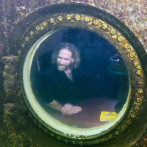 Un profesor de EE. UU. bate un récord mundial al vivir 74 días en un refugio submarino