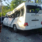 Una patana chocó un autobús de estudiantes en Hato Mayor