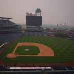 MLB pospone juegos en Nueva York y Filadelfia por el humo de los incendios forestales canadienses