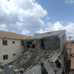 Colapsa edificio de cuatro pisos en el sector Los Nova de San Cristóbal