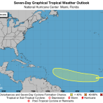 Onda tropical en costa africana viene hacia el Atlántico, prevé el Centro Nacional de Huracanes