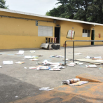 Directora de escuela incendiada en Los Alcarrizos dice no es primera vez que pasa un acto vandálico
