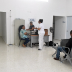 Médicos afirman Centro de Atención Primaria de sector Puerto Isabela no tiene luz ni director