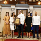 Cinco docentes son galardonados con el Premio a la Excelencia Magisterial