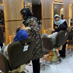 Los talibanes ordenan el cierre de los salones de belleza para mujeres en Afganistán
