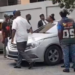 Abogada y ciudadana protagonizan incidente en la vía pública en Higüey