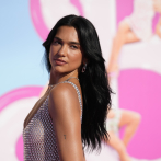 Dua Lipa, Elton John y 400 artistas más piden ayuda contra la IA al primer ministro británico