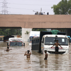 Casi 100 muertos y miles de atrapados en el norte de la India por lluvias torrenciales