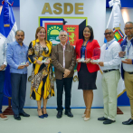 Personalidades reconocidas por apoyo a los Juegos Santo Domingo Este 2022