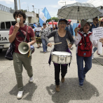 Guatemaltecos protestan injerencia de tribunales y fiscales en segunda vuelta electoral de agosto