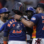 Rangers aplastan a los Astros 13-5 con grand slam de García