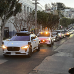 California permite a dos empresas de taxis sin conductor operar 24 horas al día