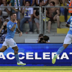 Napoli remonta e inicia con victoria la defensa de su título en el fútbol italiano
