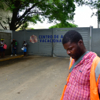 Haitianos denuncian extorsión tras redadas de Migración