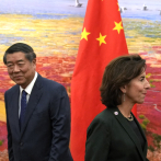 China insta a EE.UU. a hallar un 