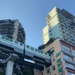 Una parada sobre innovación arquitectónica: Conoce el metro que traspasa un edificio en China