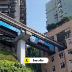 Conoce el metro que traspasa un edificio en China