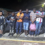Arrestan a dominicano que intentó ingresar al país a siete haitianos
