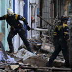 Al menos dos rescatistas muertos por el derrumbe de un edificio en La Habana