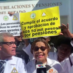 Médicos pensionados protestan en Jubilaciones por mejores condiciones en los seguros de salud