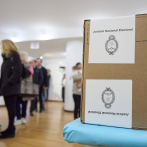 Argentina vota en unas elecciones marcadas por la tercera vía radical que simboliza Milei